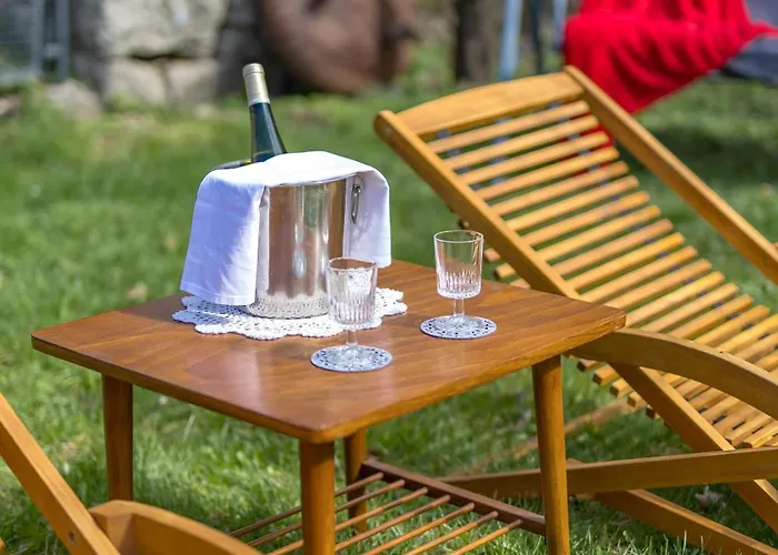 Stalica Little Barn Mala Ucka